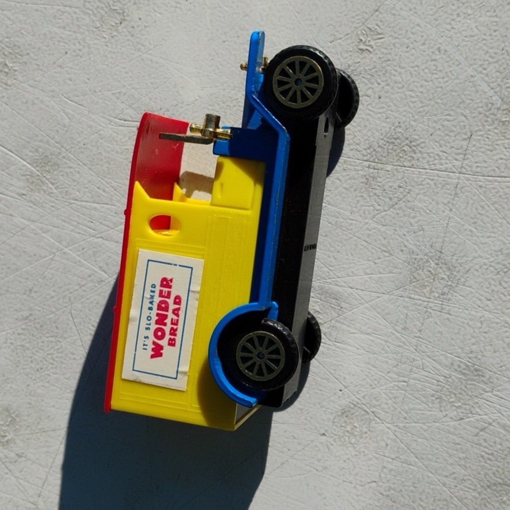 🏎️  WONDER BREAD Die Cast VINTAGE Car Toy Collectible
